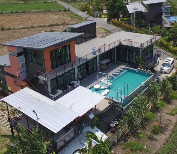 A la foto es mostra l'objecte Chef Nirvana Spa Pool Villa situat a la ciutat de Klang Dong.