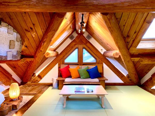 Na fotografii je vidět objekt Kawazu Log House nacházející se ve městě Kawazu.