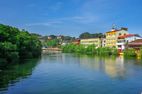 A la foto es mostra l'objecte Hotel Sona situat a la ciutat de Panaji.