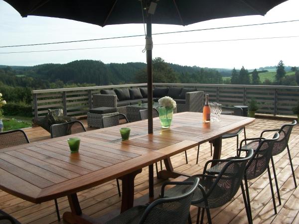 A la foto es mostra l'objecte Le Son du Silence, gite 8 personnes avec sauna au bord du lac de Robertville et au pied des Hautes Fagnes situat a la ciutat de Waimes.