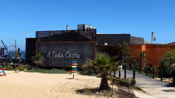 En la foto se muestra el objeto Hermoso y nuevo departamento en Algarrobo Norte ubicado en la ciudad de Yeco.