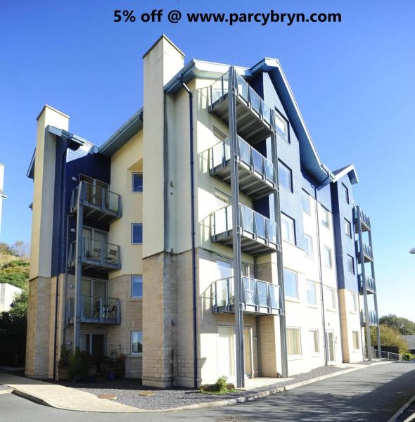 A la foto es mostra l'objecte Parc y Bryn Serviced Apartments situat a la ciutat de Aberystwyth.