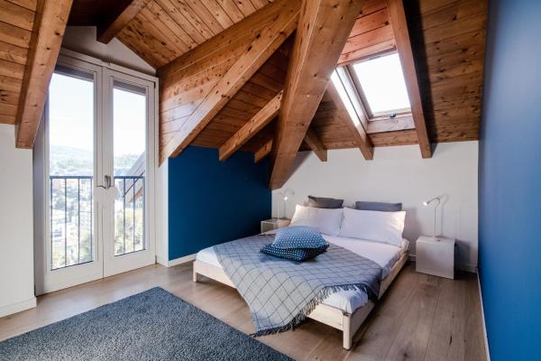 A la foto es mostra l'objecte Modern Luxury Attic - byMyHomeInComo situat a la ciutat de Como.