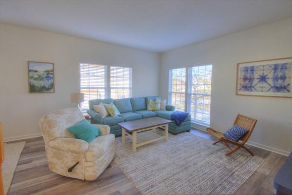 34 Pier Point Dr - Delaware