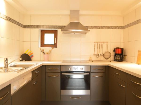 Foto 4: Chalet with Valley Views,