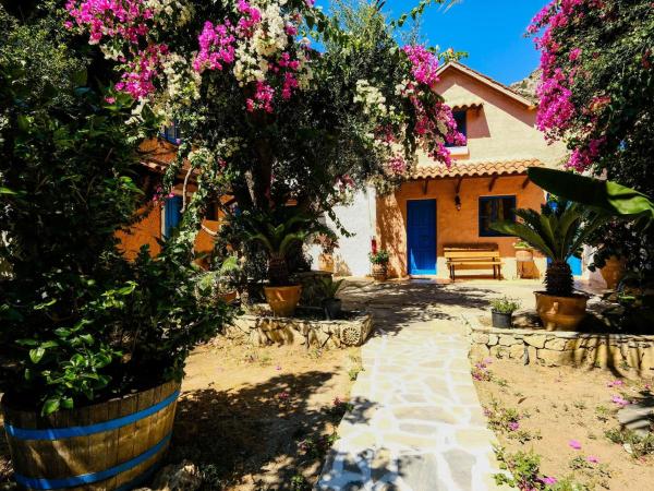 Pretty Holiday Home With Lotus Garden Terrace Near Seabeach - Paleochora