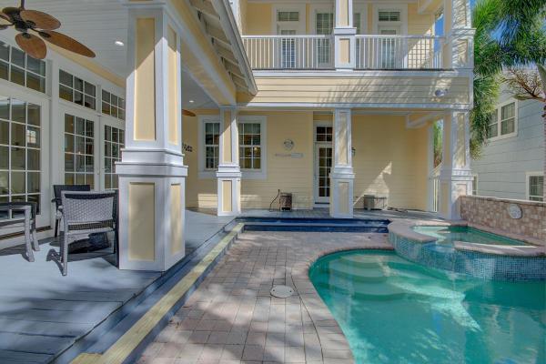Ultimate Island Getaway - Monthly Beach Rental Home - Clearwater Beach, FL