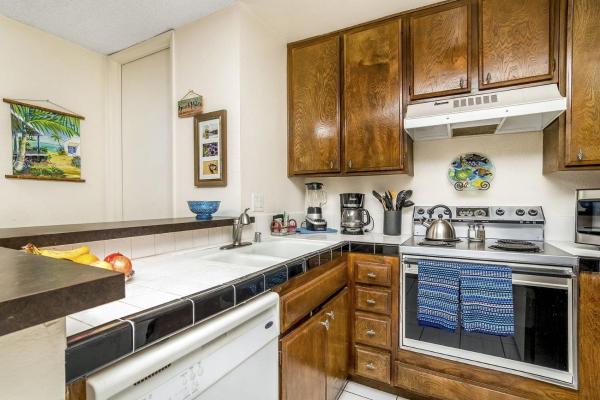 Foto 9: Condo in Beachfront Resort B-212