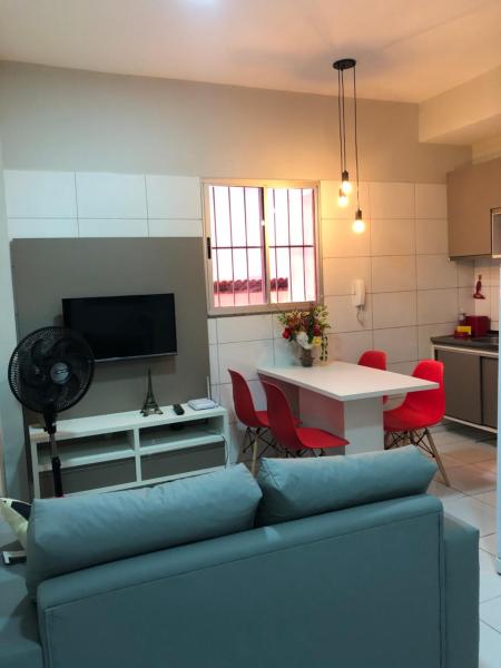 写真にはクラト市にあるapartamento 04 super luxo, com garagem, vila-alta Cratoが写っています。
