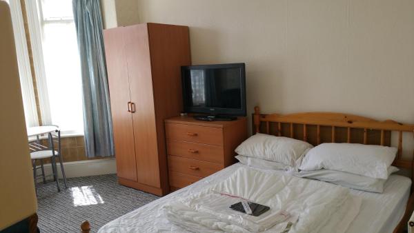 Bilde 3: Flat - Sleeps 2 & On Street Parking