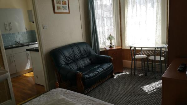 Bilde 4: Flat - Sleeps 2 & On Street Parking