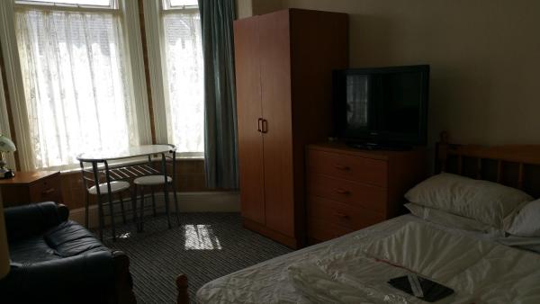 Bilde 5: Flat - Sleeps 2 & On Street Parking
