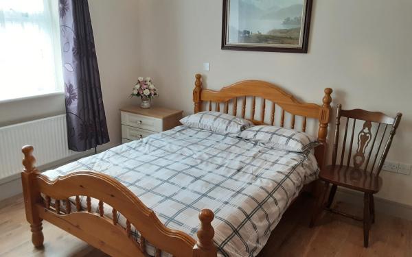 Nella foto è visibile l'oggetto 2 Bed Cottage - Sleeps 6 - Parking - Wifi situato nella città di Quignalahy.