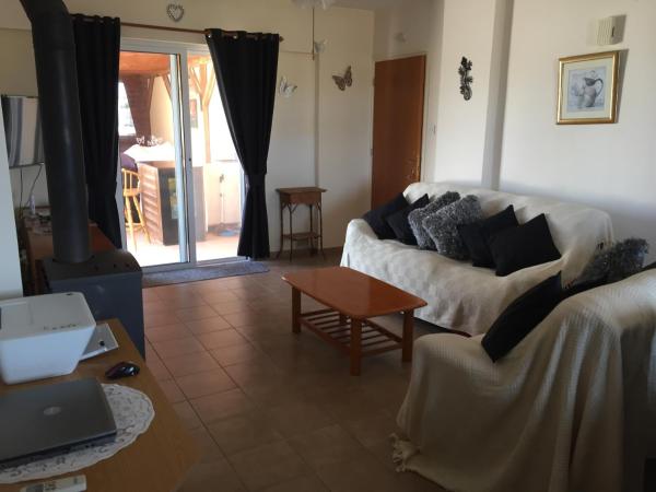 Kuva 3: 2 Bed Flat - Sleeps 4 - Pool - Parking - Wifi