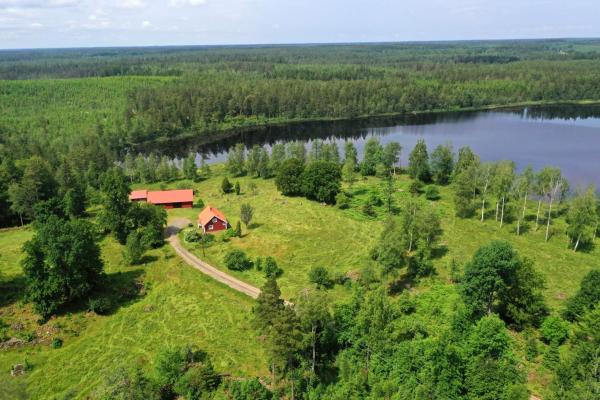 På billedet ses objektet Holiday home Småland Gäddegölshult beliggende i byen Gäddegölshult.