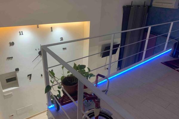 Small mezzanine apartment Colosseo, Rome