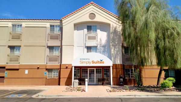 Nella foto è visibile l'oggetto Sonesta Simply Suites Phoenix Tempe situato nella città di Tempe.