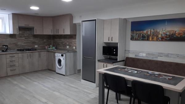 Auf dem Foto ist das Objekt Окремі номери в гостьовому будинку типу guest house in der Stadt Kropywnyzkyj zu sehen.