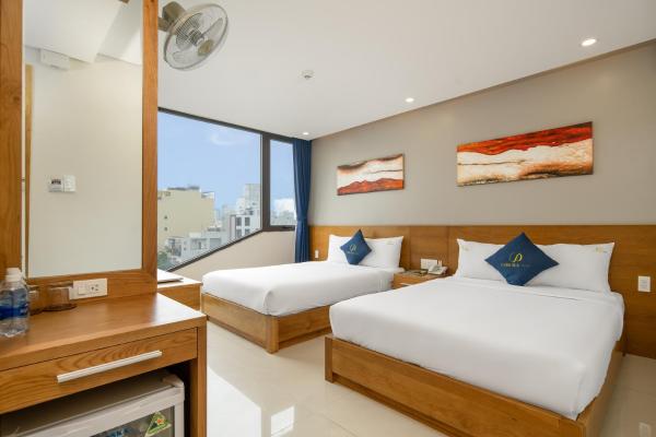 En la foto se muestra el objeto CODI SEA Hotel & Travel ubicado en la ciudad de Da Nang.