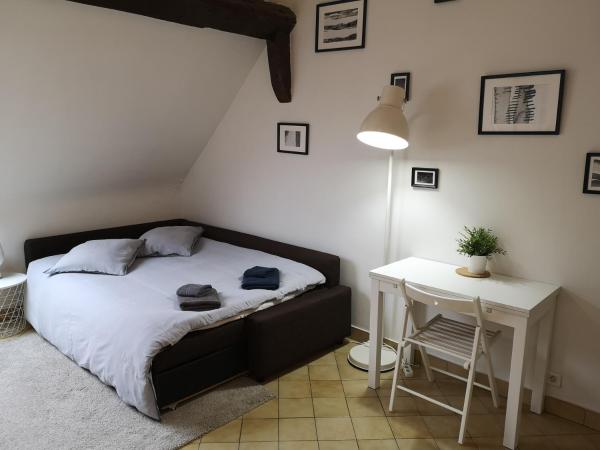 Foto 4: L2 - Green and cosy flat close Paris - WIFI & NETFLIX