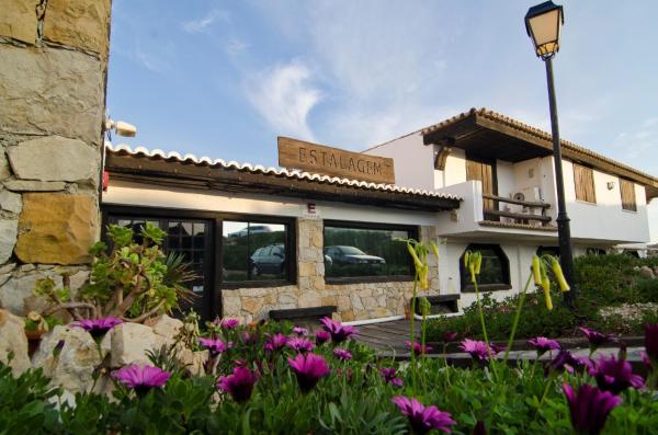 På billedet ses objektet Estalagem Muchaxo Hotel beliggende i byen Cascais.