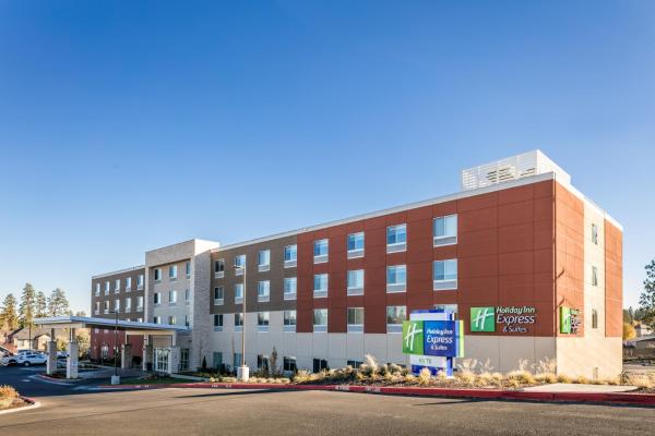 Na zdjęciu widoczny jest obiekt Holiday Inn Express & Suites - Bend South by IHG położony w mieście Bend.