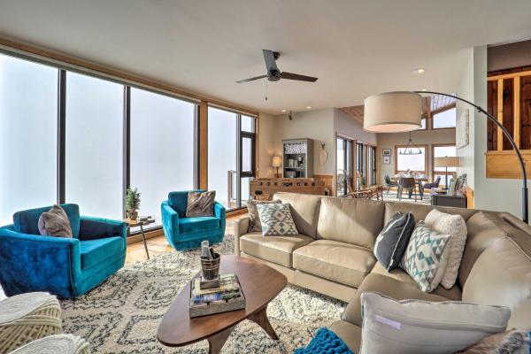 Foto 9: Views & Hot Tub! Beech Mtn 'Sky Barn Retreat'