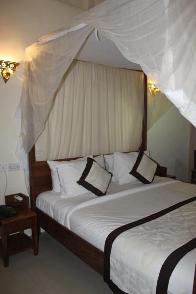 OLD TOWN BOUTIQUE HOTEL