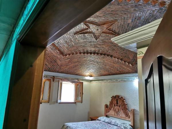 Na fotografii je vidět objekt Posada Casa del Minero nacházející se ve městě San Luis de la Paz.