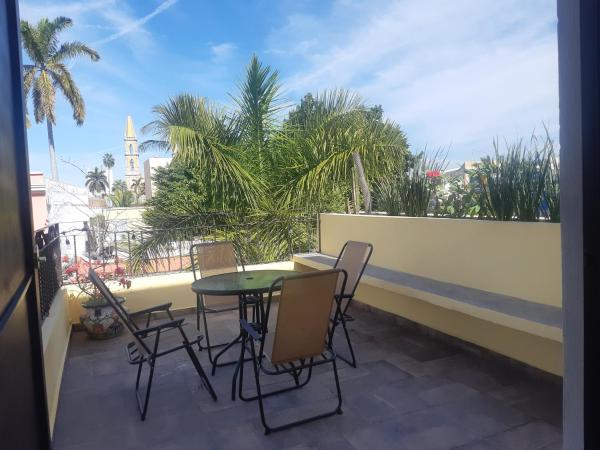 På billedet ses objektet Aguacate Suites beliggende i byen Mazatlán.