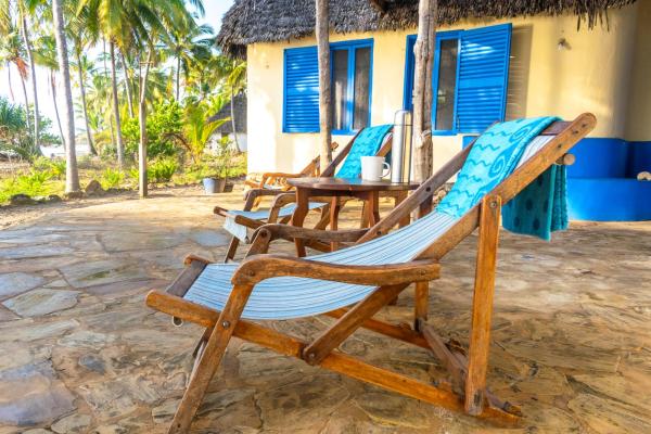 A la foto es mostra l'objecte Hibiscus Beach House situat a la ciutat de Ushongo Mabaoni.