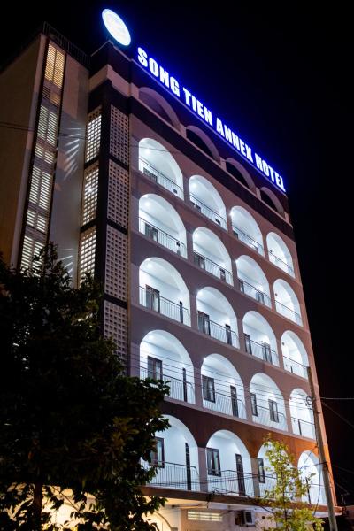 Na zdjęciu widoczny jest obiekt Song Tien Annex Hotel położony w mieście Ấp Mỹ Hòa.