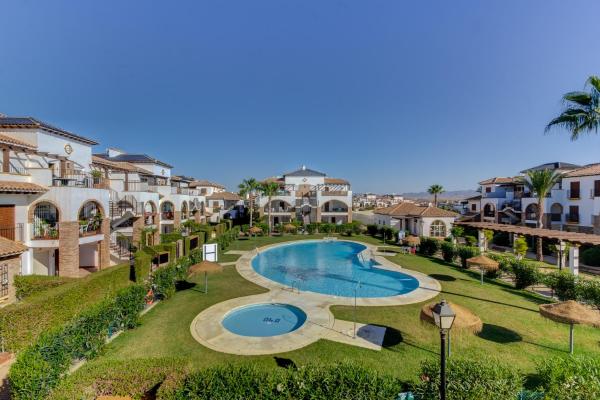 Na fotografii je vidět objekt Homes of Spain, Al Andalus Residencial G Apartamento precioso con WIFI nacházející se ve městě Vera.