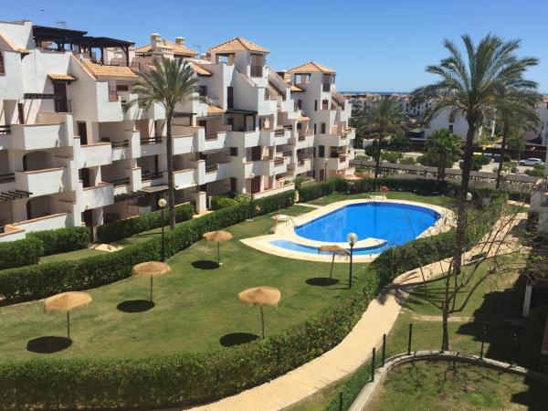 Na fotografii je vidět objekt Apartamento VenAVera Playa Altos de Nuevo Vera I4-0A Bajo Primera Linea WIFI nacházející se ve městě Vera.
