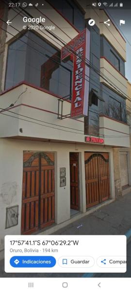 A la foto es mostra l'objecte Residencial Hinojosa situat a la ciutat de Oruro.