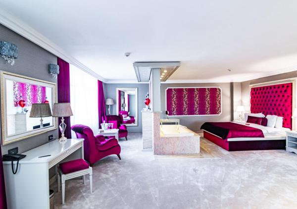 Kuvassa näkyy kohde Phoenicia Grand Hotel, joka sijaitsee kaupungissa Bukarest.