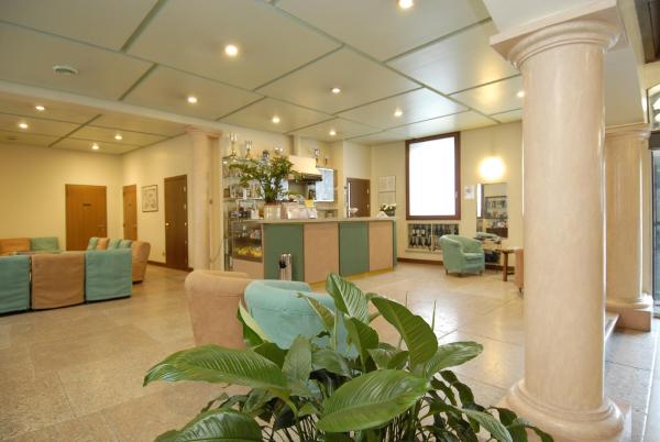 A la foto es mostra l'objecte Albergo Bianchi Stazione situat a la ciutat de Mantova.