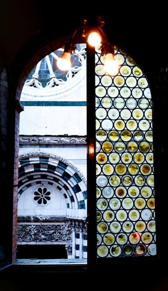 Auf dem Foto ist das Objekt L'antica Bifore in der Stadt Lucca zu sehen.