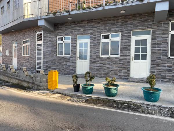 Στη φωτογραφία φαίνεται το αντικείμενο Gongxiang Villa που βρίσκεται στην πόλη Jianshi.