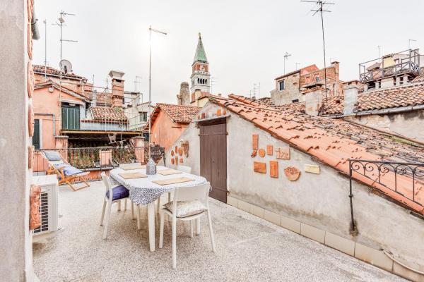 A la foto es mostra l'objecte GuestHost - Ca Lu Vintage Flat con Vista su San Marco! situat a la ciutat de Venècia.