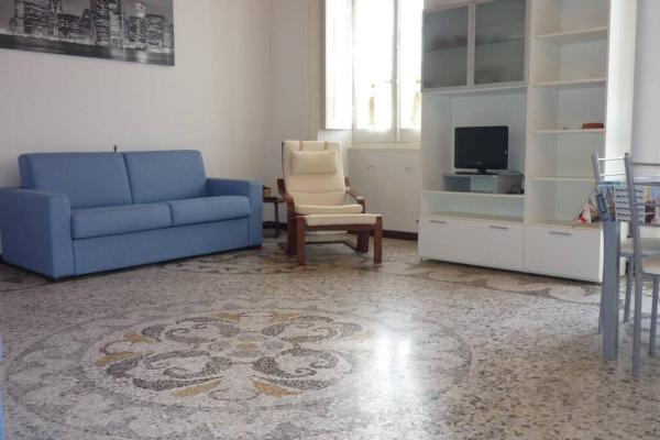 På billedet ses objektet Mare nostrum apartment beliggende i byen Lavagna.