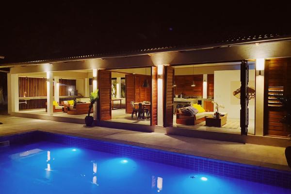 写真にはLavagem市にあるCasa Mundaú Tropical Beach Villaが写っています。