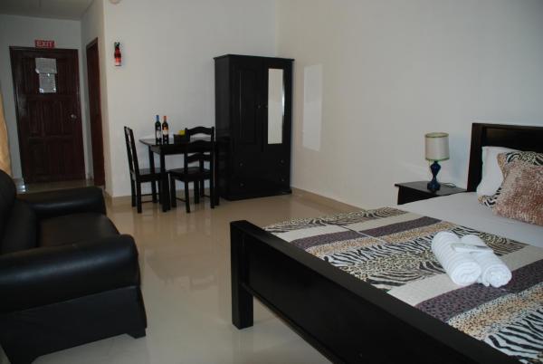 Hotel Coastalbay 2 & Golf Cart Rental, Сан-Педро