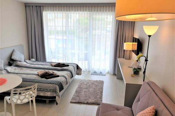 På billedet ses objektet CZARNA GÓRA BIAŁA WODA SIENNA Apartment STUBAI 18 beliggende i byen Biała Woda.