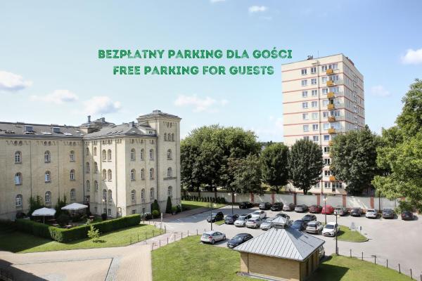 På billedet ses objektet Dom Muzyka beliggende i byen Gdańsk.
