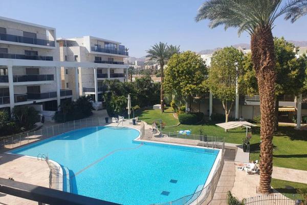 På billedet ses objektet Green garden suite at Royal Park Eilat- Amazing Pool beliggende i byen Eilat.