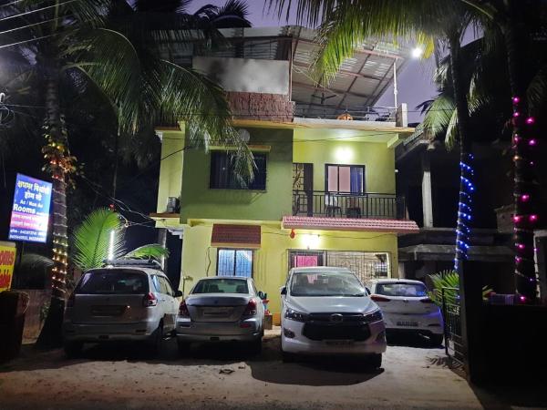 Na fotografii je vidět objekt Kshanbhar Vishranti Home Stay nacházející se ve městě Malvan.