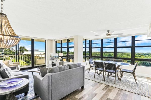 Fotografie 6: Beachfront condo with wraparound balcony/pool/tennis