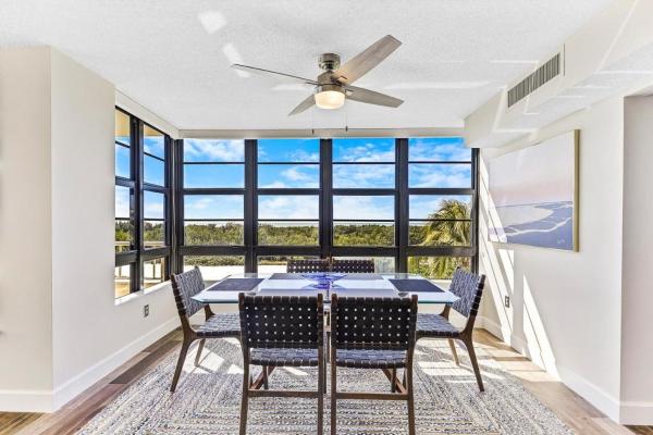 Fotografie 8: Beachfront condo with wraparound balcony/pool/tennis