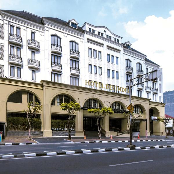 Na zdjęciu widoczny jest obiekt Hotel Des Indes Menteng położony w mieście Dżakarta.
